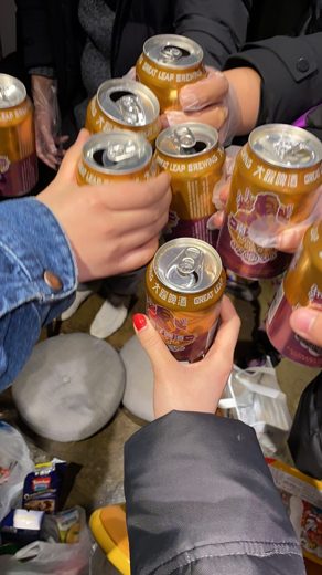 天台上的嚎叫者 · 图像资料 · F0612