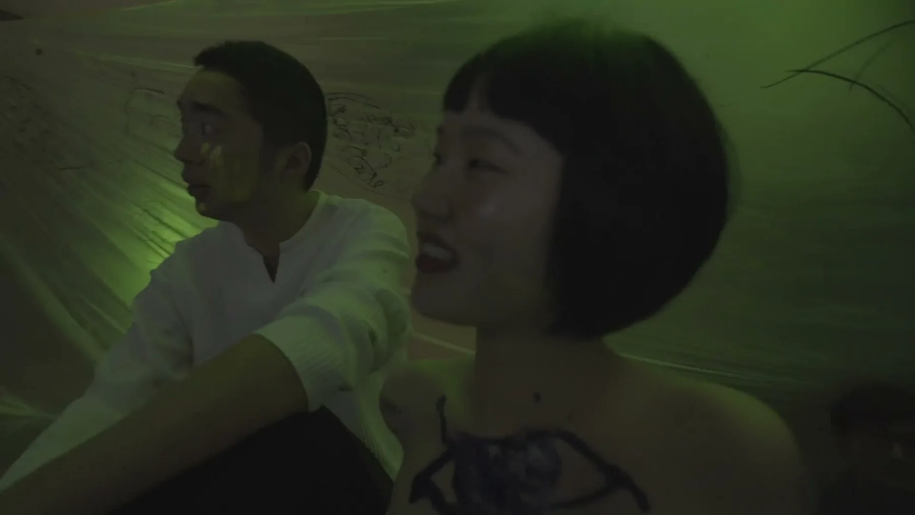 《人类投降派》研究图像