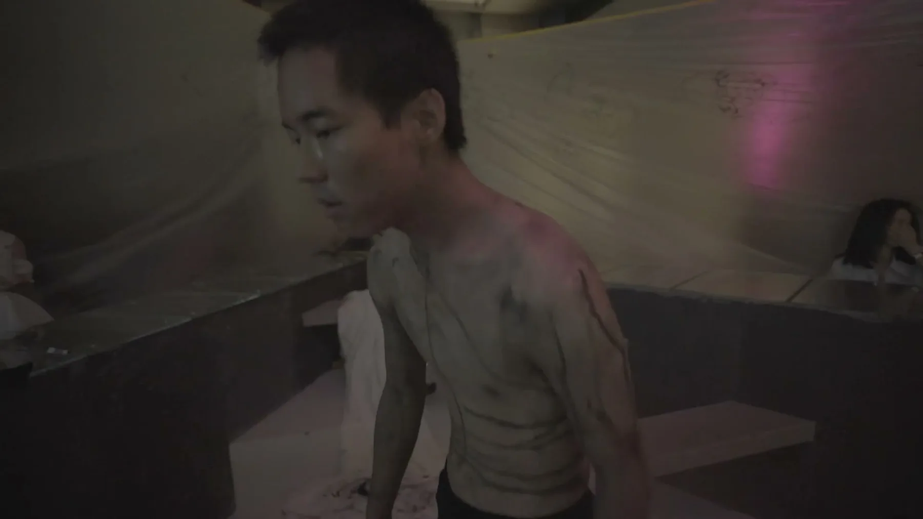 《人类投降派》研究图像