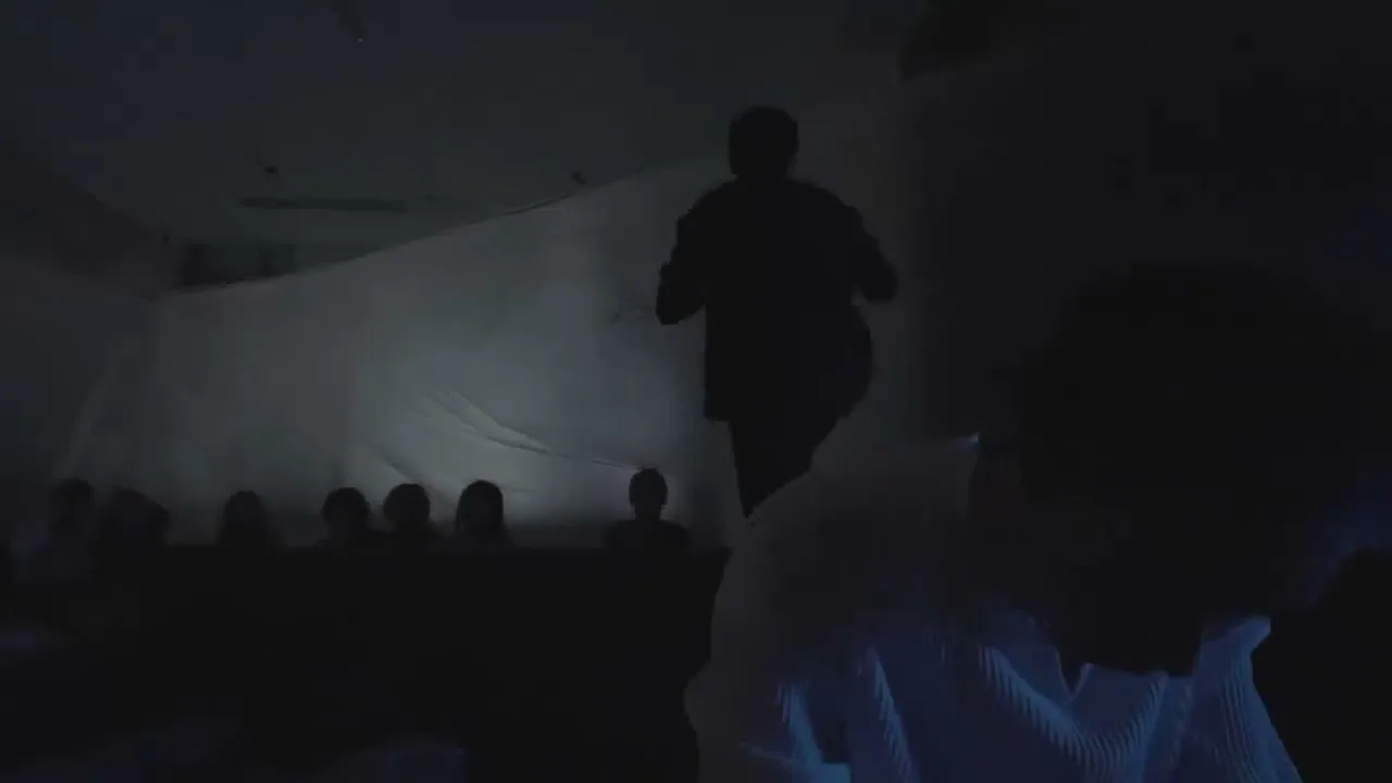 《人类投降派》研究图像