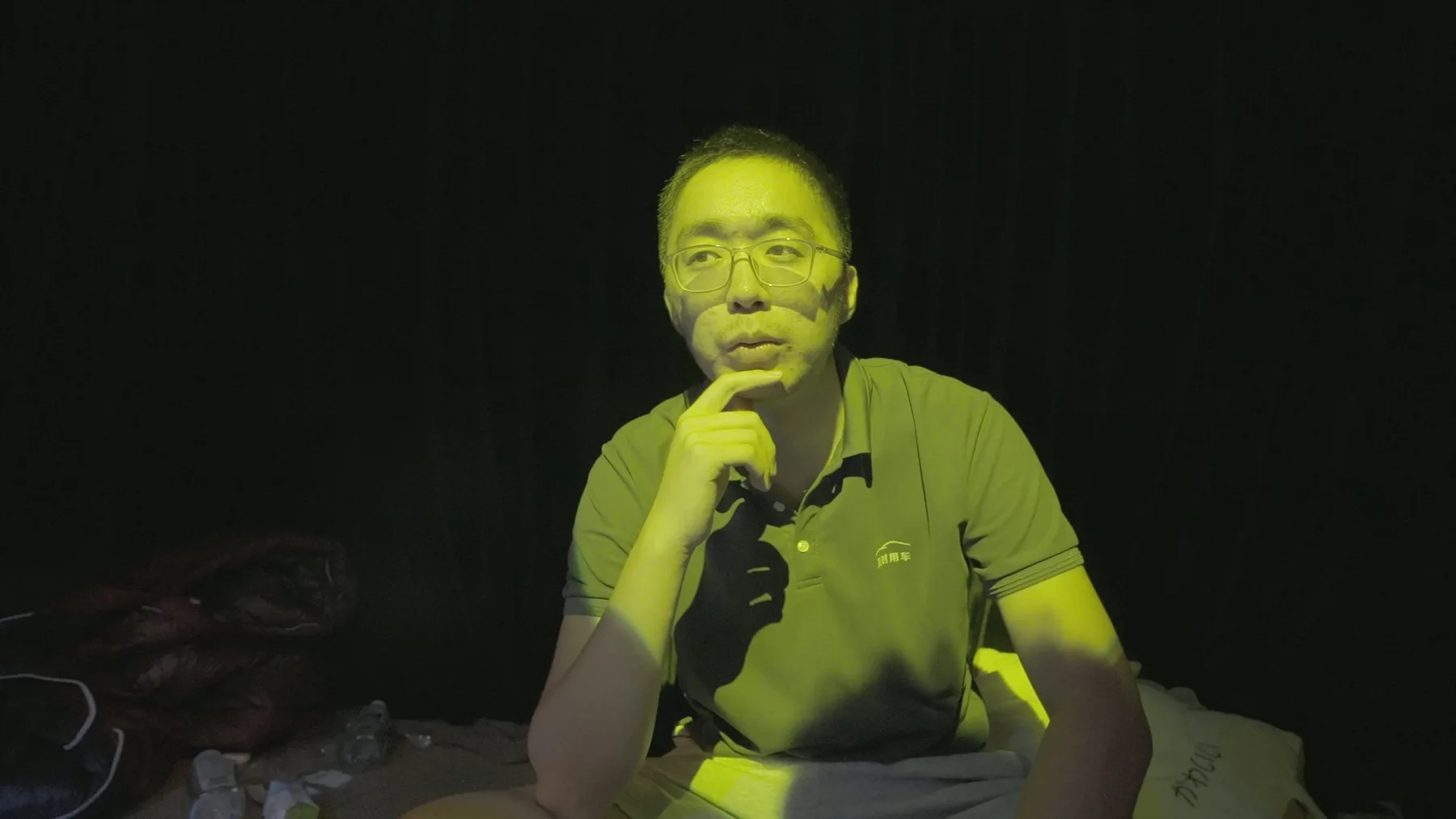 《人类投降派》研究图像