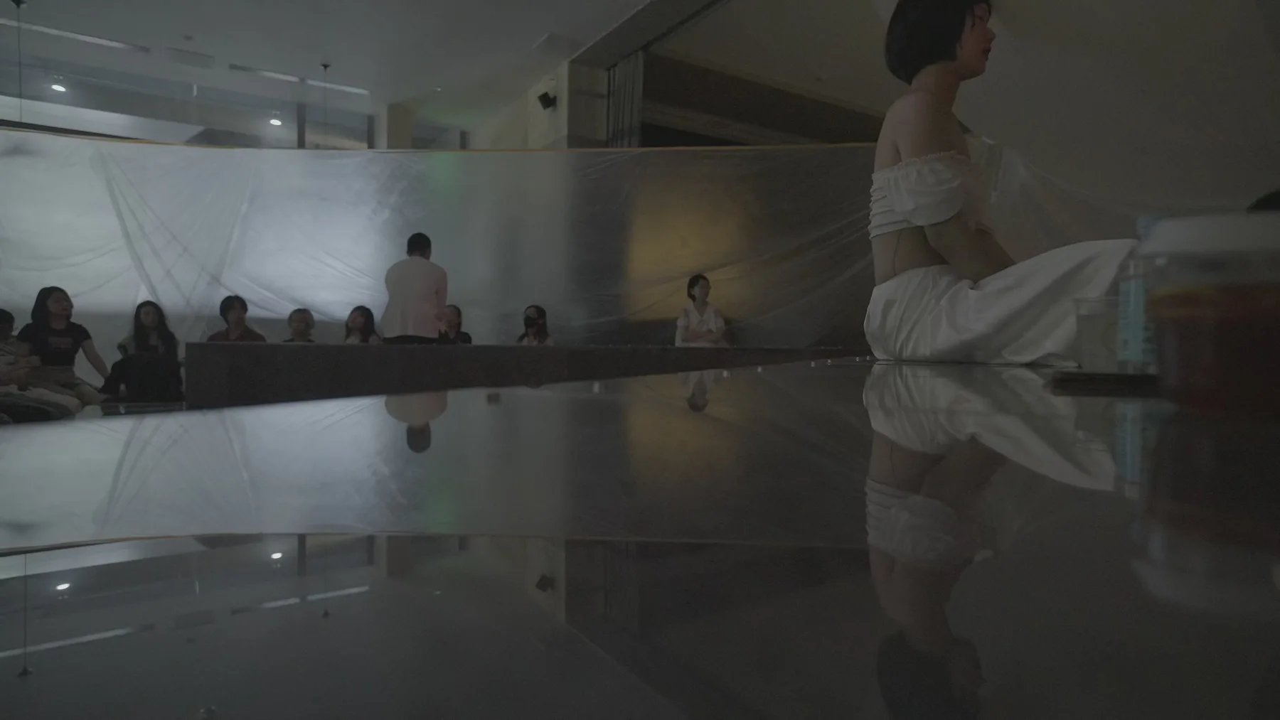 frame-8655p000-post941-tail-early.jpg